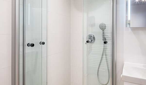 Düz ile 1 Oda | München-Milbertshofen | 704371 | ...mit Dusche