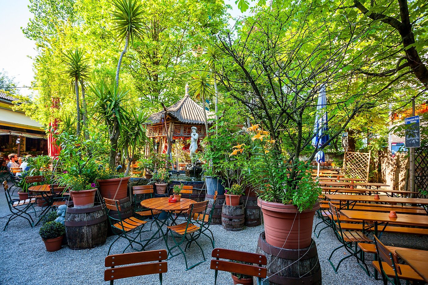 Asma kat ile 3 Odalar | München-Sendling | 2009ML8 | Gemütlicher Biergarten und...