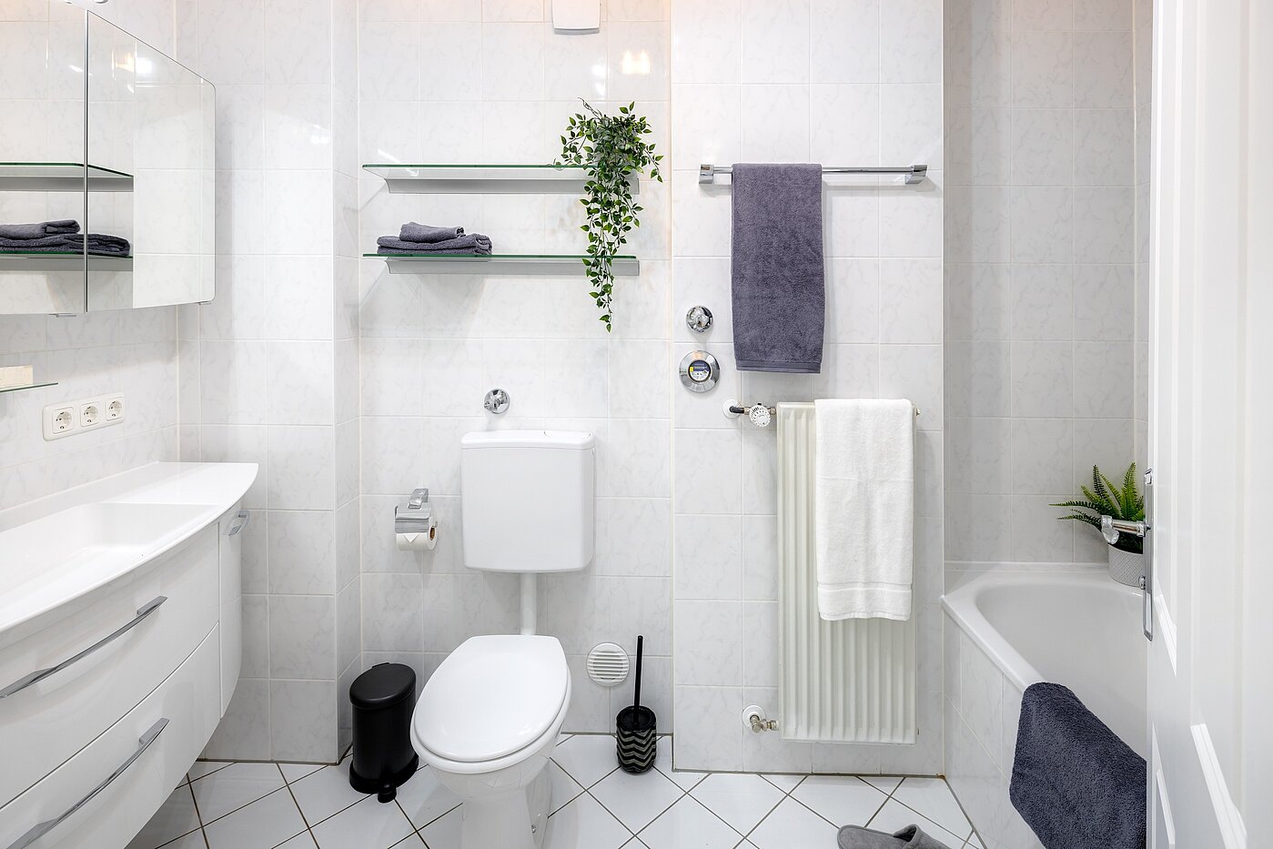 Плосък с 3 Стаи | München-Obergiesing | 70028 | Geräumiges Bad mit...