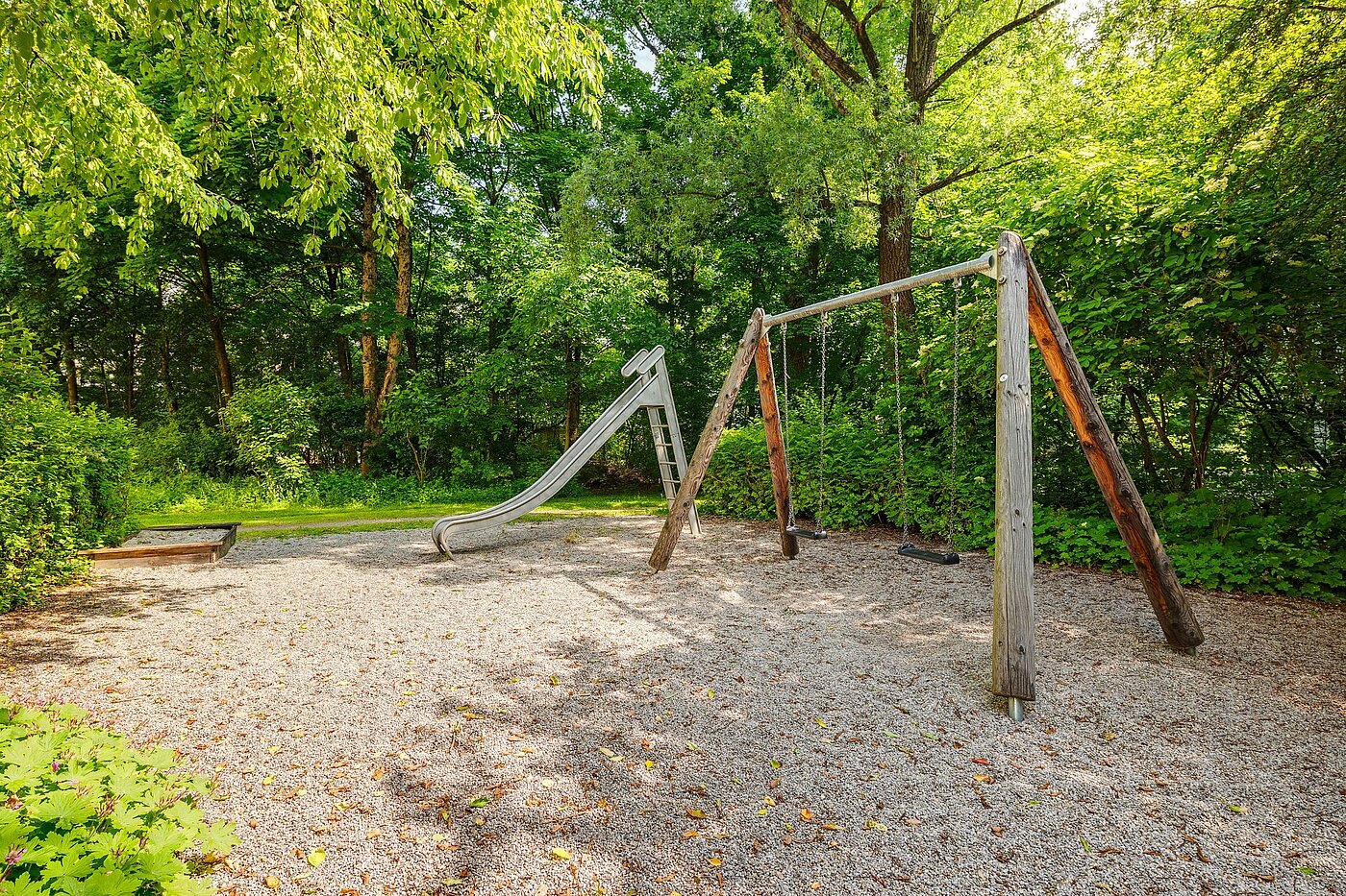Ploché s 1 Pokoj | München-Schwabing | 2104ML4 | Spielplatz