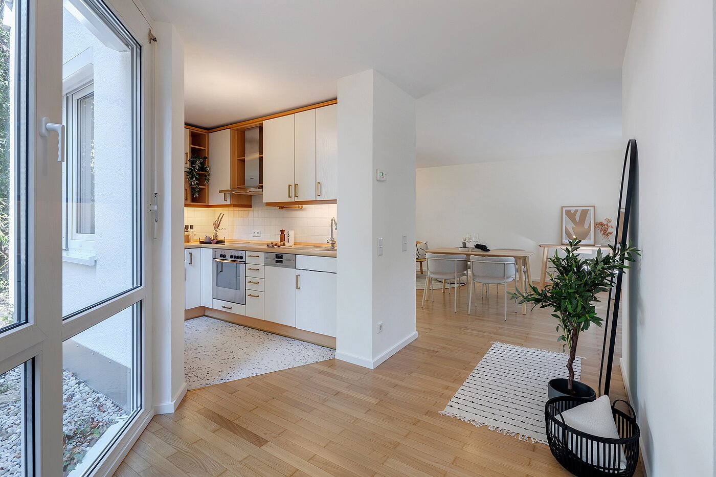 Zemin kat daire ile 2 Odalar | München-Laim | 70464 | ...zum Wohnbereich...