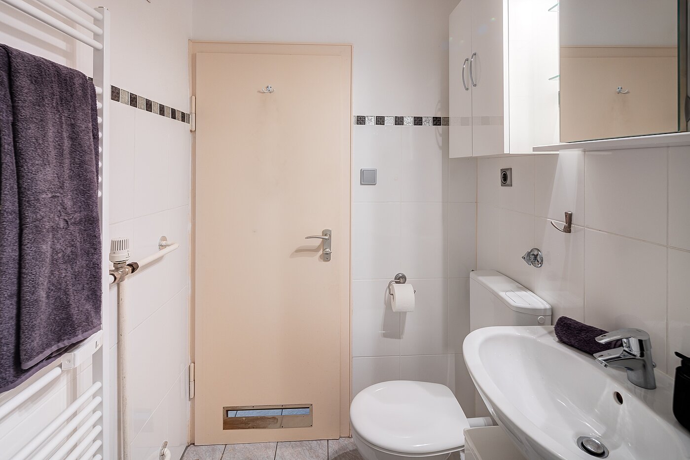 Apartment a  címen 1 Szoba | München-Forstenried | 70190 | Geschmackvolles Bad...
