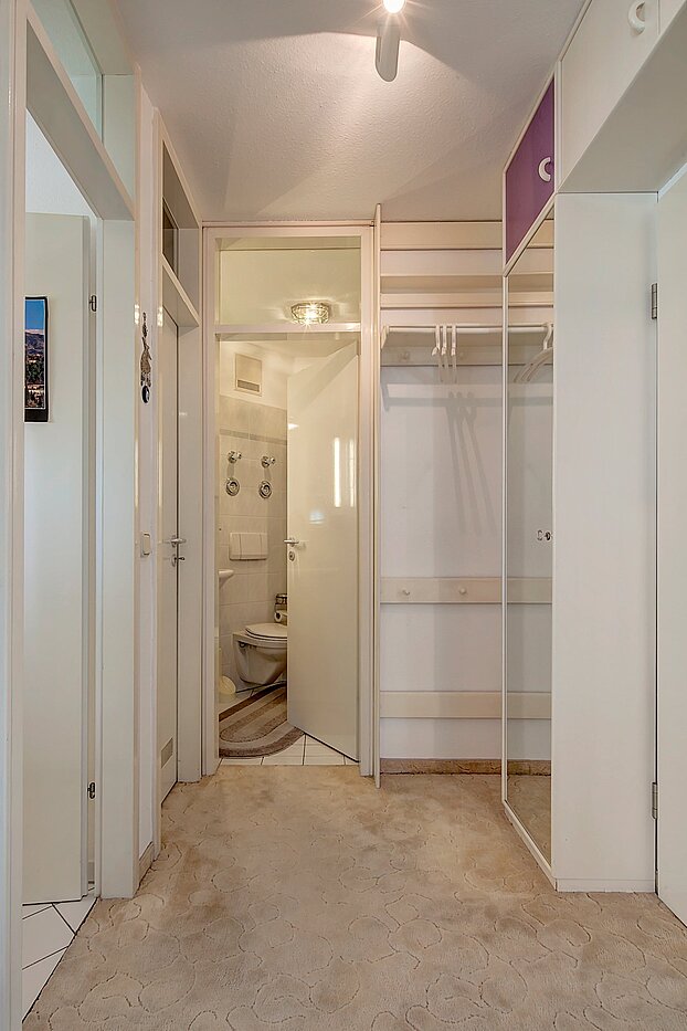 Flad med 2 Værelser | München-Nymphenburg | 1809ML2 | Diele mit Stauraum