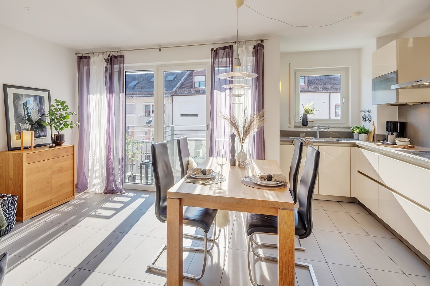 Flad med 2.5 Værelser | München-Obergiesing | 70270 | Große Fensterfronten