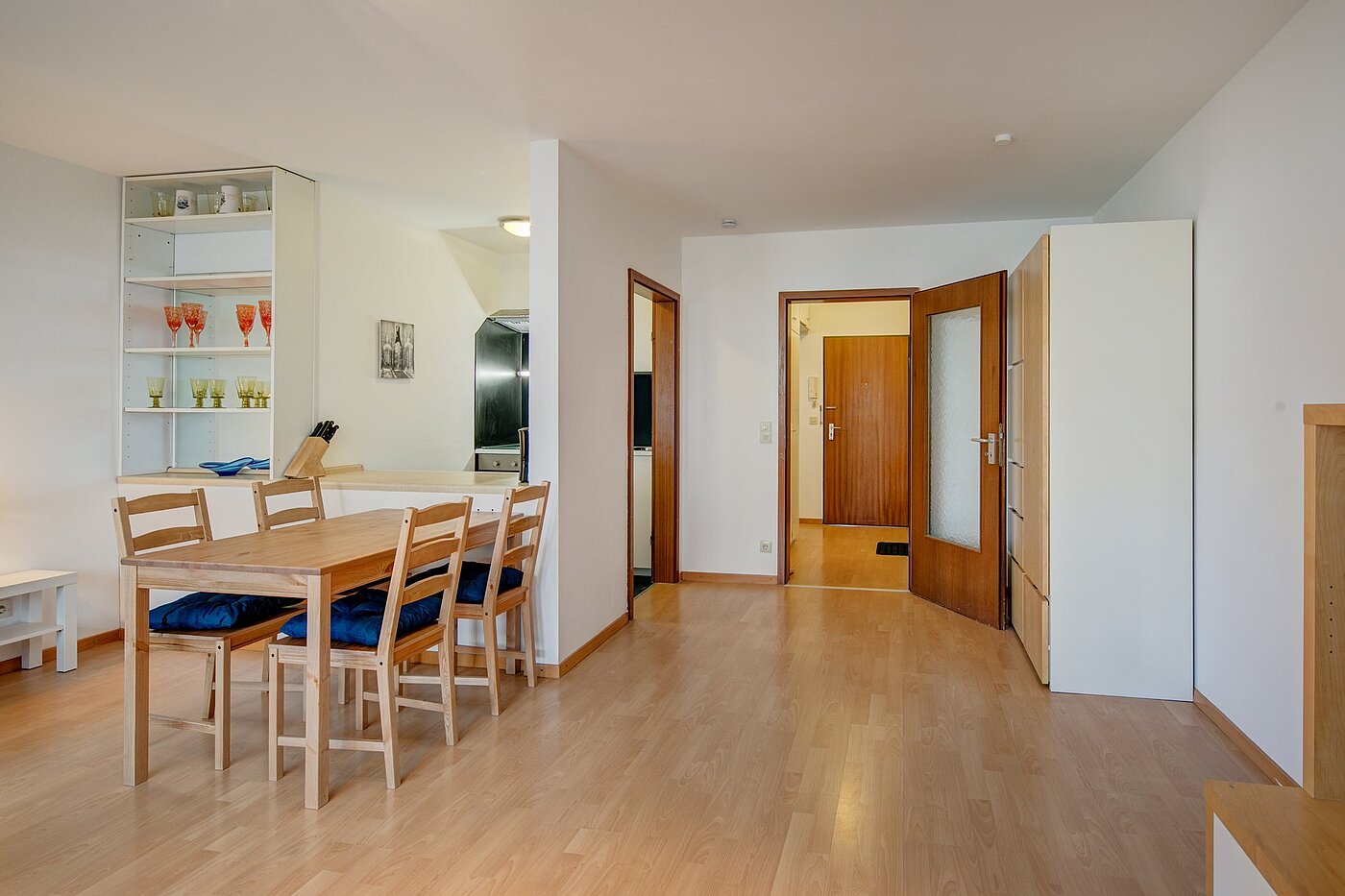 Плосък с 1 Стая | München-Nymphenburg | 1904ML3 | Blick zur Diele