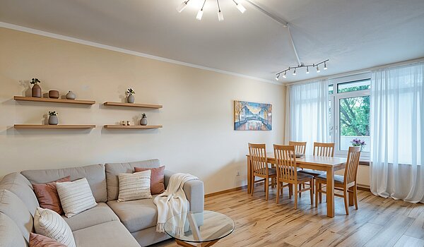 Плоский з 4 Кімнати | München-Aubing | 70276 | KI-generiertes Möblierungsbeispiel