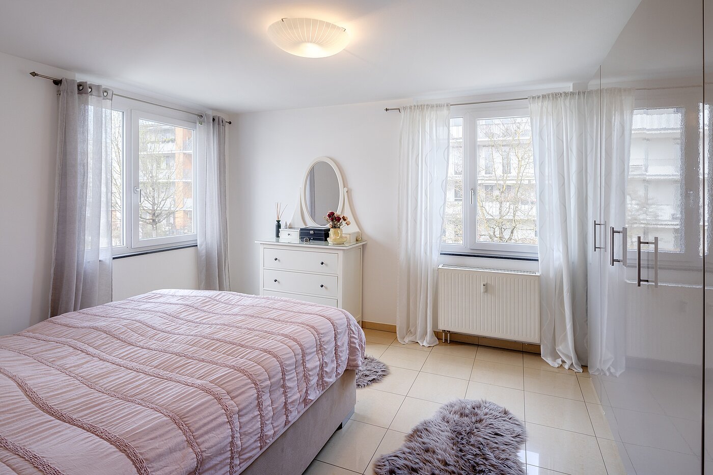 Halvt dobbelthus med 5 Værelser | Unterföhring | 70119 | Geräumiges Schlafzimmer
