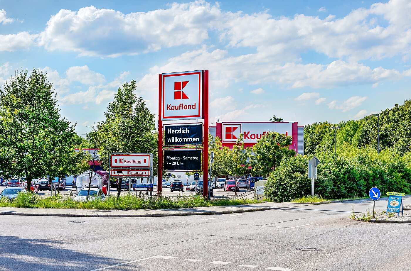 Rodinný dům s 6 Pokoje | Unterschleißheim | 2209ML7 | ...Einkaufen,...