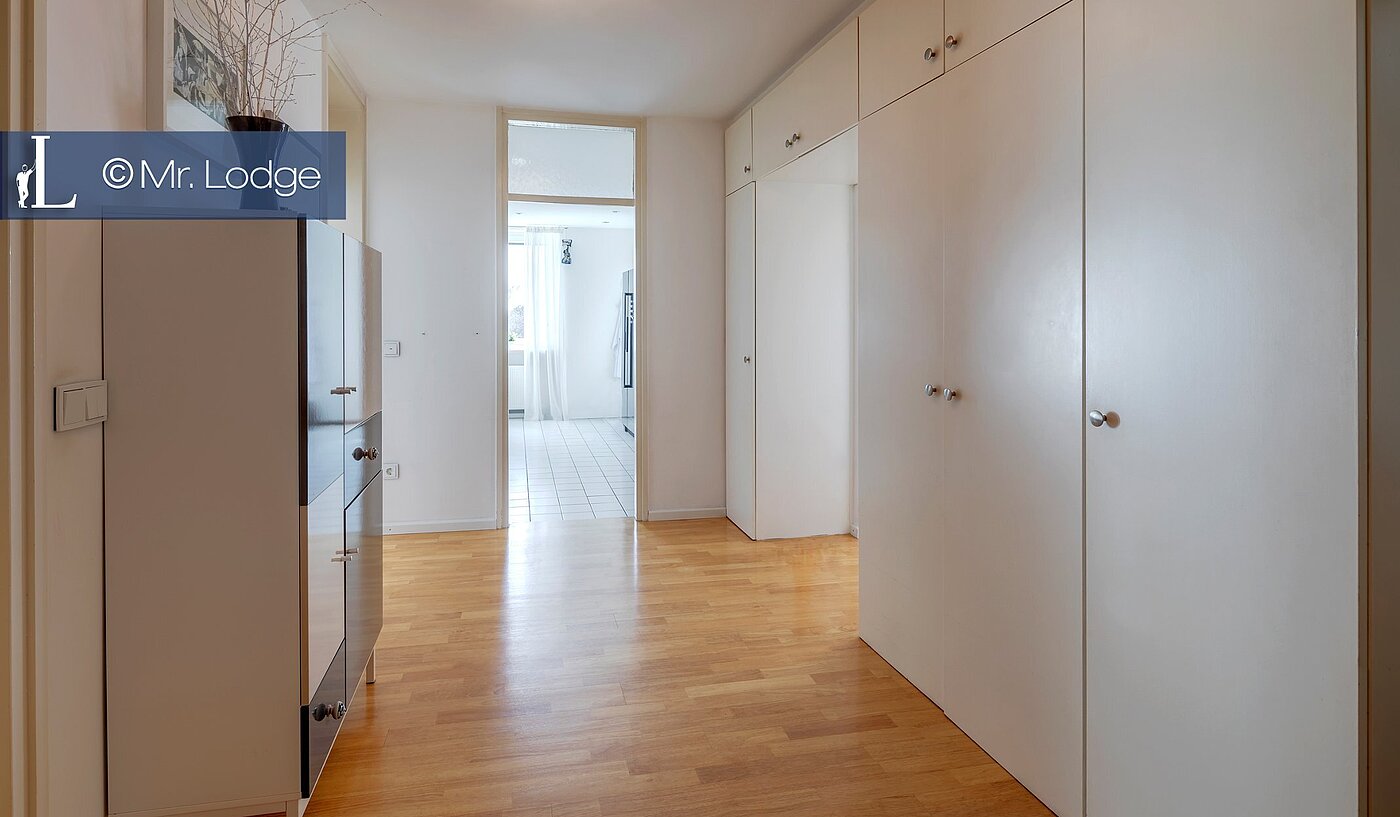 Penthouse cu 4.5 Camere | Aschheim | 1802ML7 | Entreé mit Einbauschränken