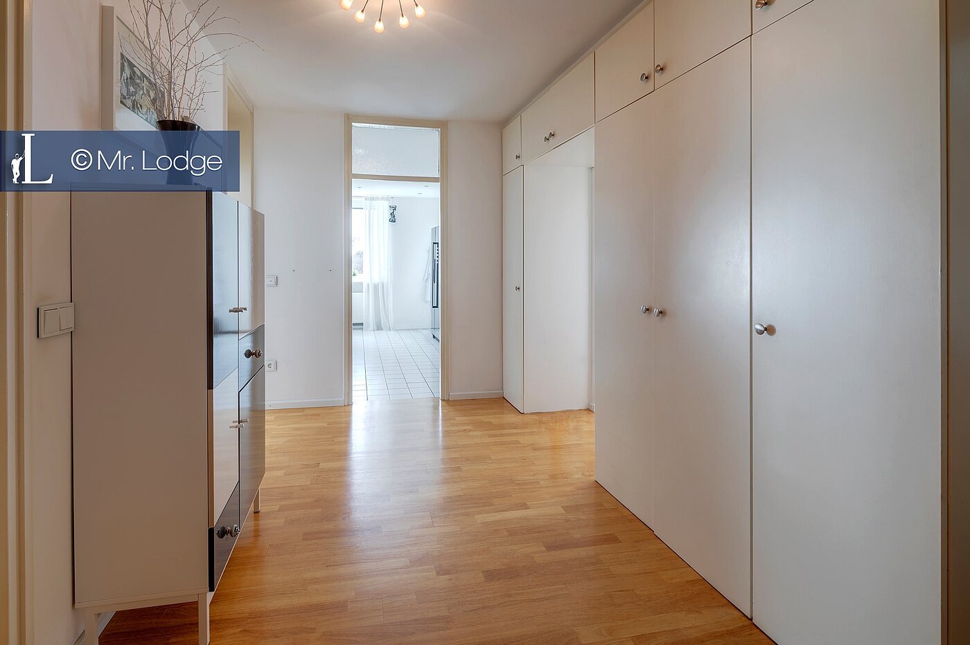 Penthouse με 4.5 Δωμάτια | Aschheim | 1802ML7 | Entreé mit Einbauschränken