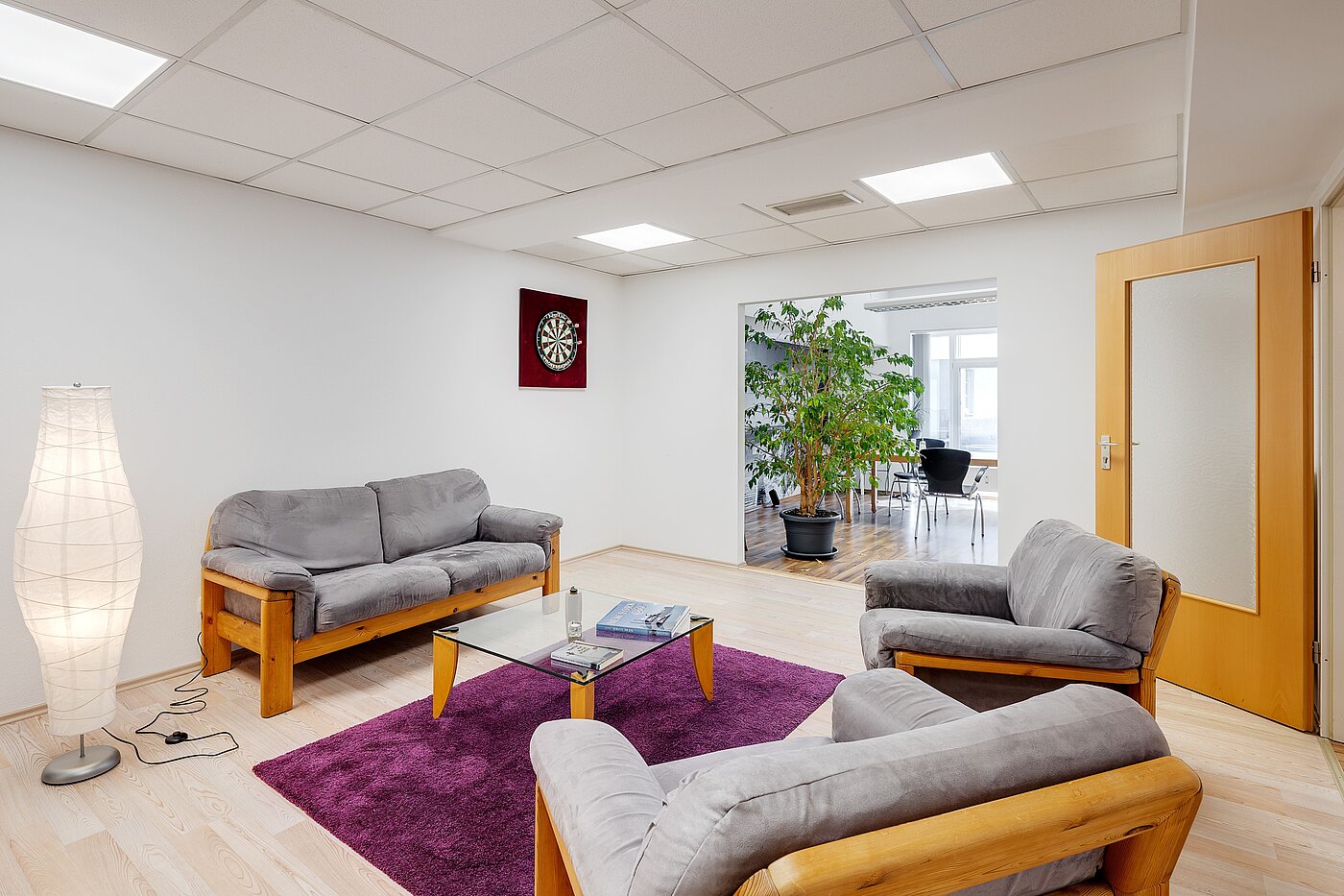 Büro s spletno stranjo . 9 Sobe | Weilheim in Oberbayern | 2108ML44 | ...ein anderer Blickwinkel
