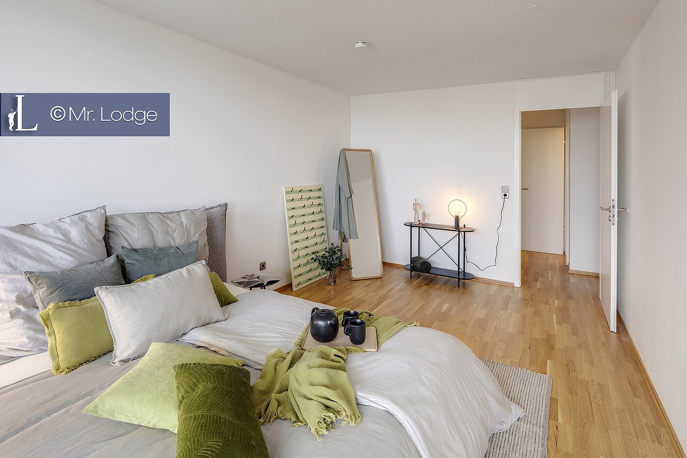 Ploché s 3 Izby | München-Milbertshofen | 1905ML7 | Schlafzimmer mit...