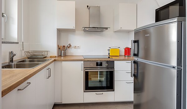 Lapos a  címen 2 Szobák | München-Ramersdorf | 70472 | Geschmackvolle Küche