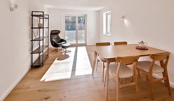 Lapos a  címen 3 Szobák | München-Bogenhausen | 70310