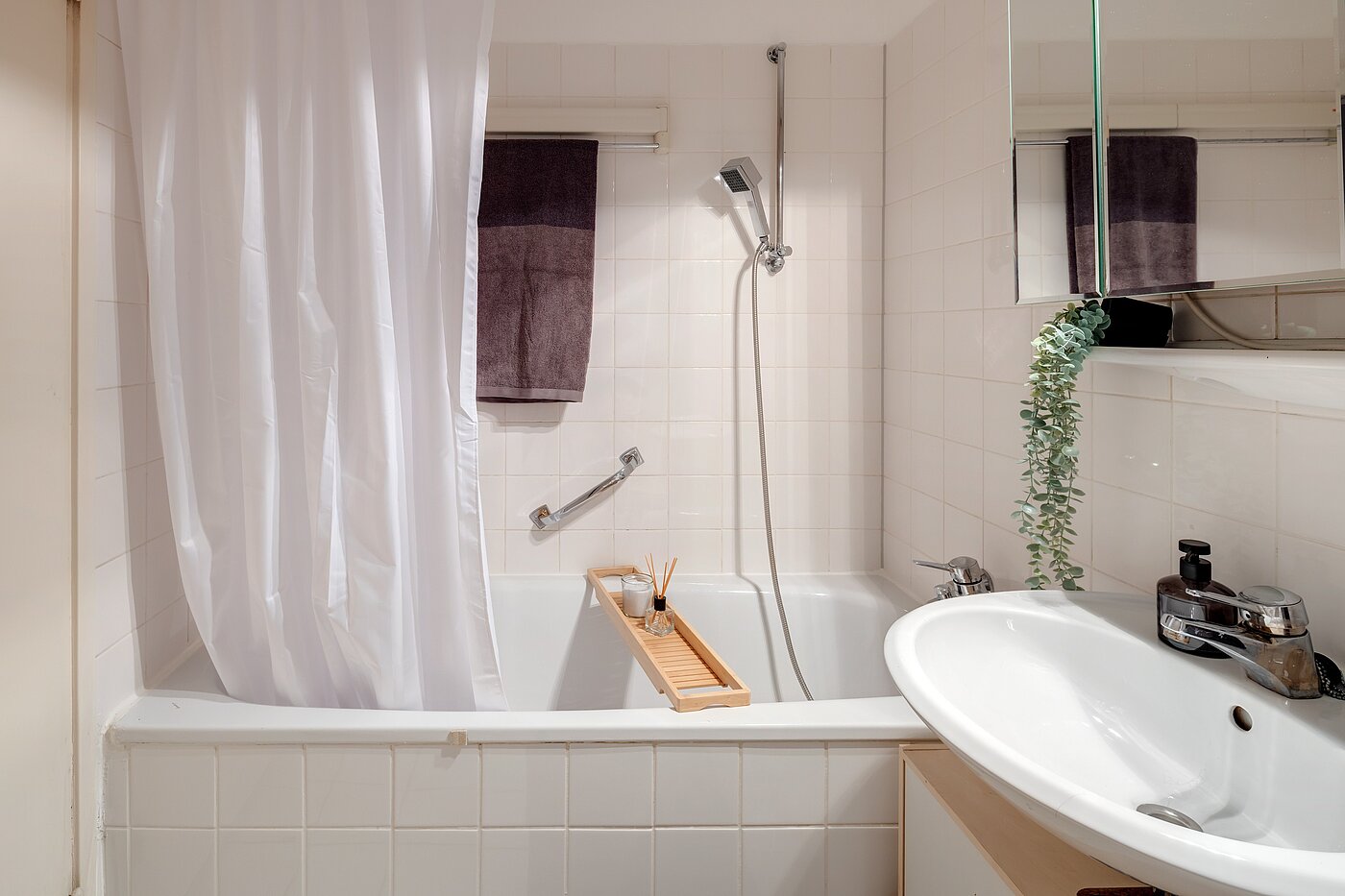플랫 와 함께 2 객실 | München-Sendling-Westpark | 2204ML2 | ...mit Badewanne