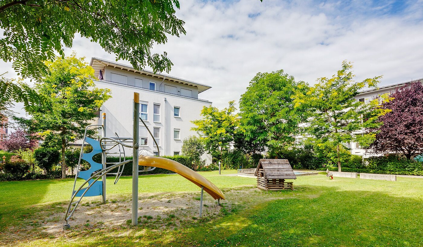 Плосък с 2 Стаи | Haar | 2007ML7 | ...mit großem Spielplatz