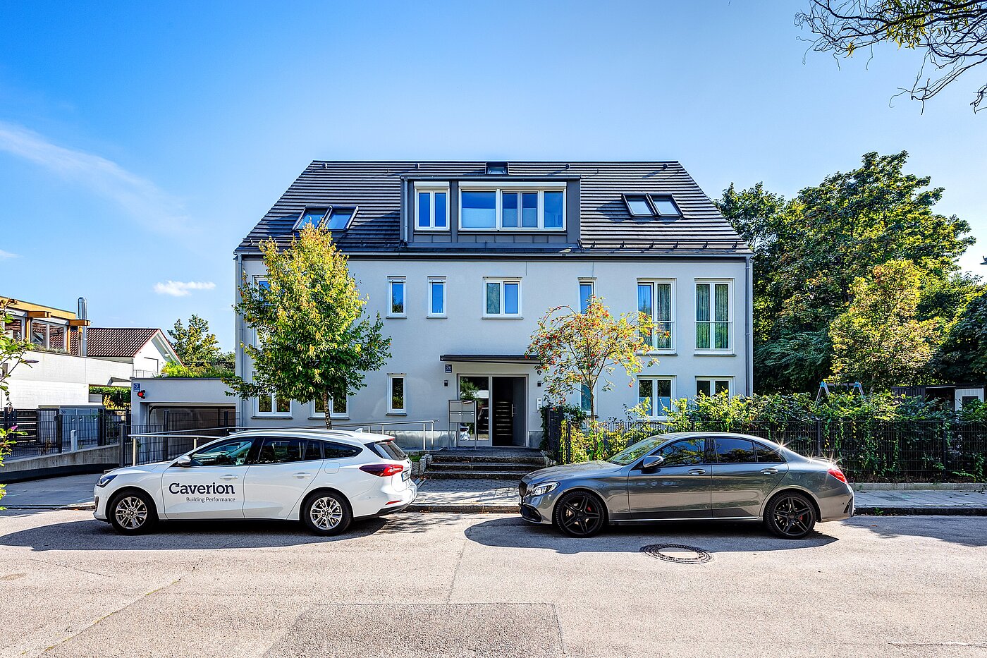 Дворівнева квартира з 4 Кімнати | München-Obermenzing | 701553 | Ansicht von der Straße aus