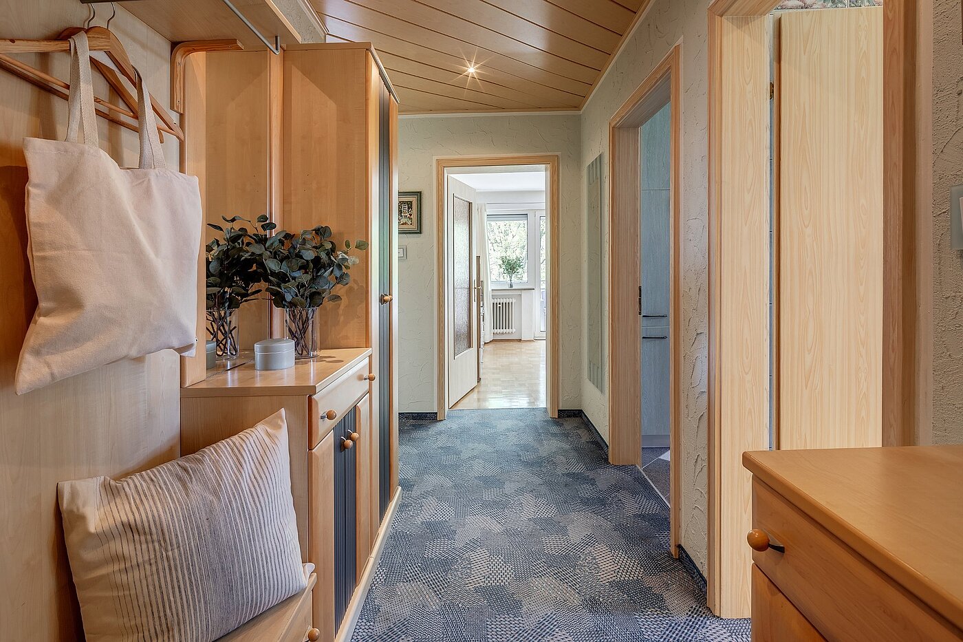 Ploché s 2 Pokoje | München-Ramersdorf | 1812ML2 | Großzügige Diele mit...