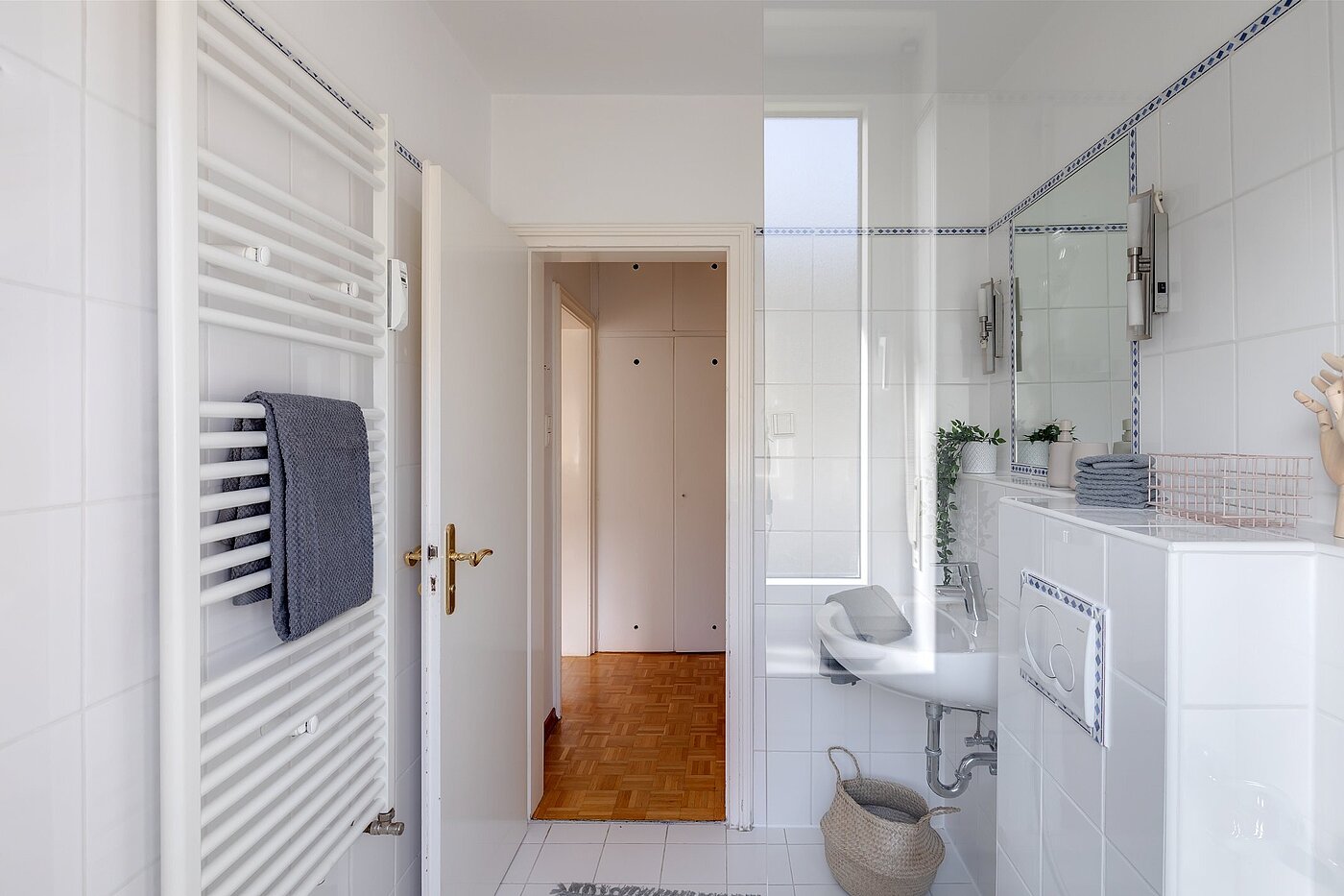 Płaski z 3 Pokoje | München-Untergiesing | 1909ML6 | Handtuchheizkörper