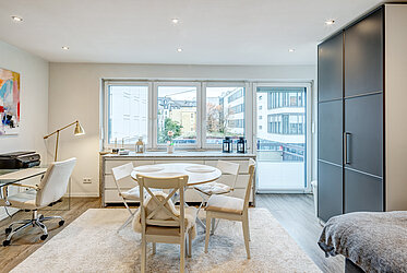 Haidhausen: Štýlový byt s balkónom v najlepšej lokalite v blízkosti bavorského parlamentu