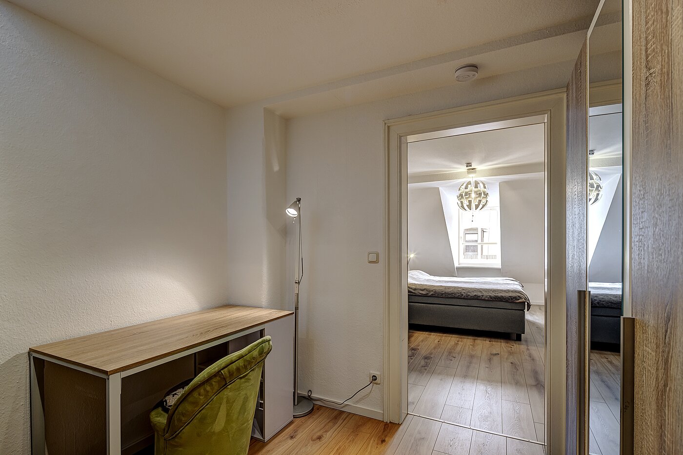 Tetőtéri lakás a  címen 4.5 Szobák | München-Ludwigsvorstadt | 70461 | Diele 3