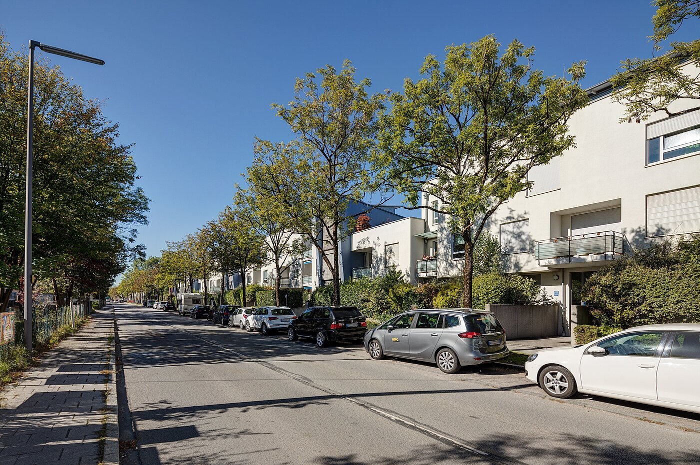 Ravna stran s spletno stranjo . 1 Soba | München-Trudering | 1810ML3 | Ländliche,...