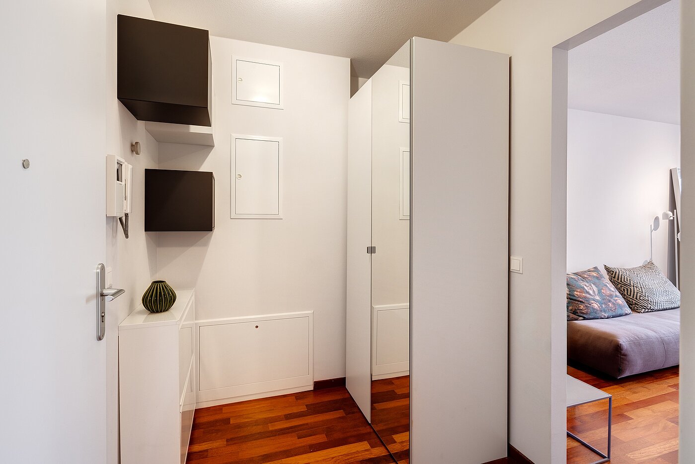 Byt na prízemí s 1.5 Izby | München-Sendling | 702632 | Eingangsbereich mit Schrank...
