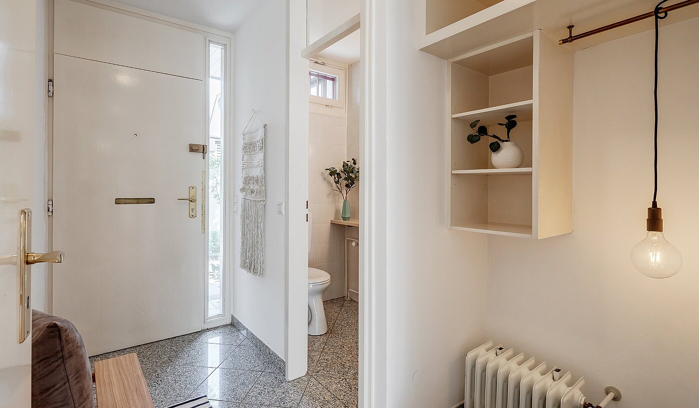 Ploché s 5.5 Izby | Weßling | 1907ML4 | Eingangsbereich mit Gäste-WC