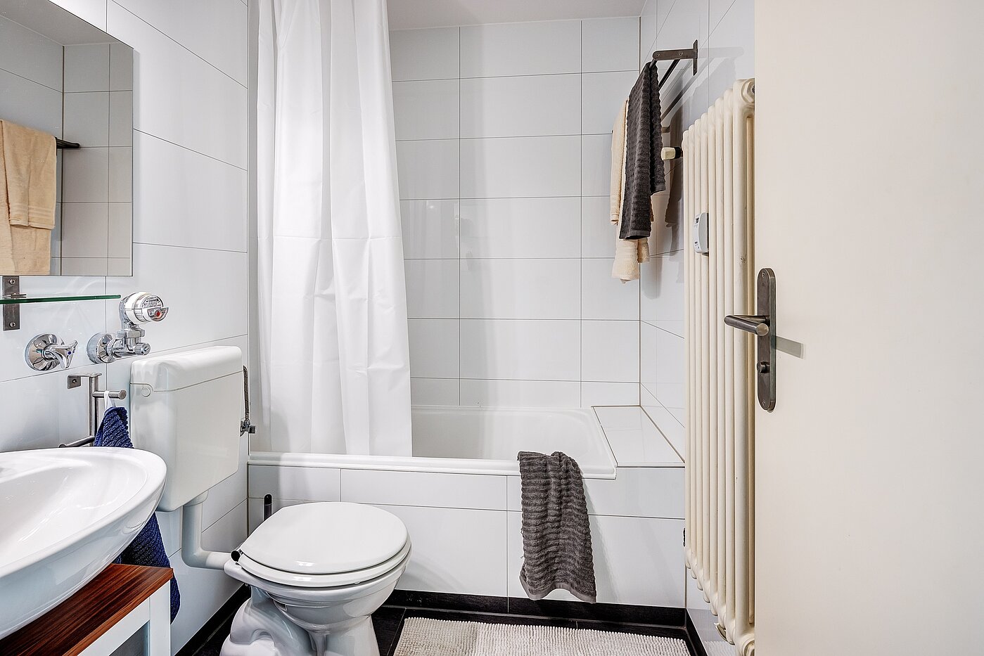 Apartment with 2 room | München-Bogenhausen | 2206ML3 | ...Badewanne