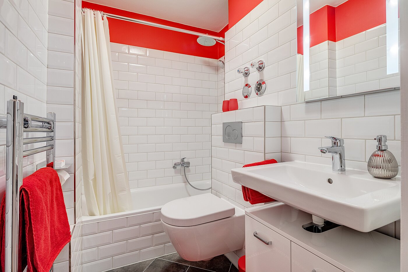 Επίπεδη με 2 Δωμάτια | München-Bogenhausen | 70287 | ...mit Badewanne