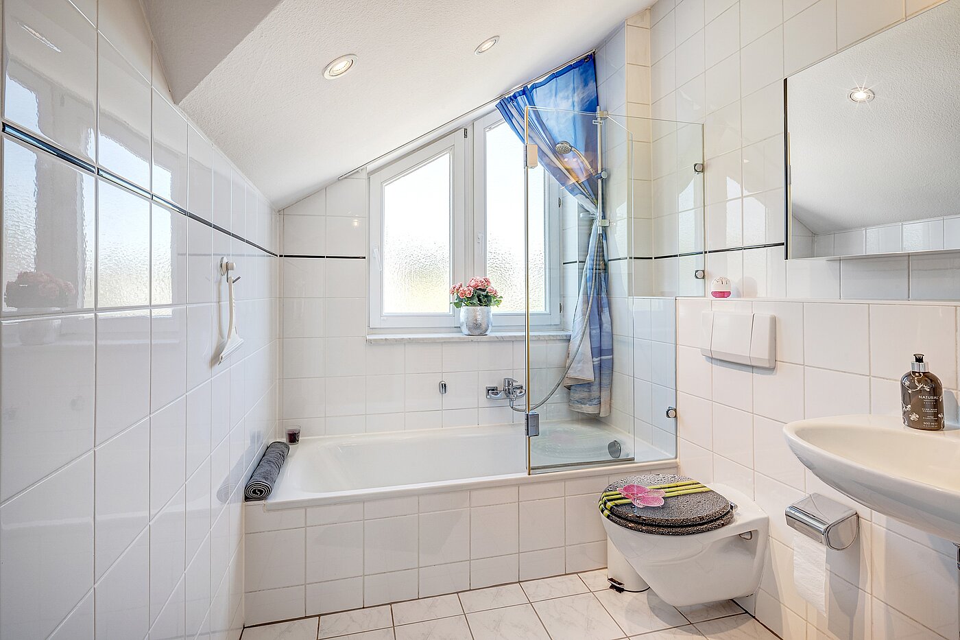 Ploché s 2 Izby | Neubiberg | 70129 | ...Fenster