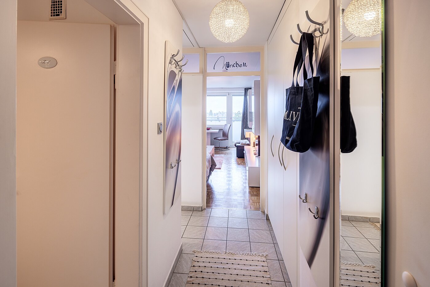 Apartment a  címen 1 Szoba | München-Forstenried | 70190 | Diele mit...