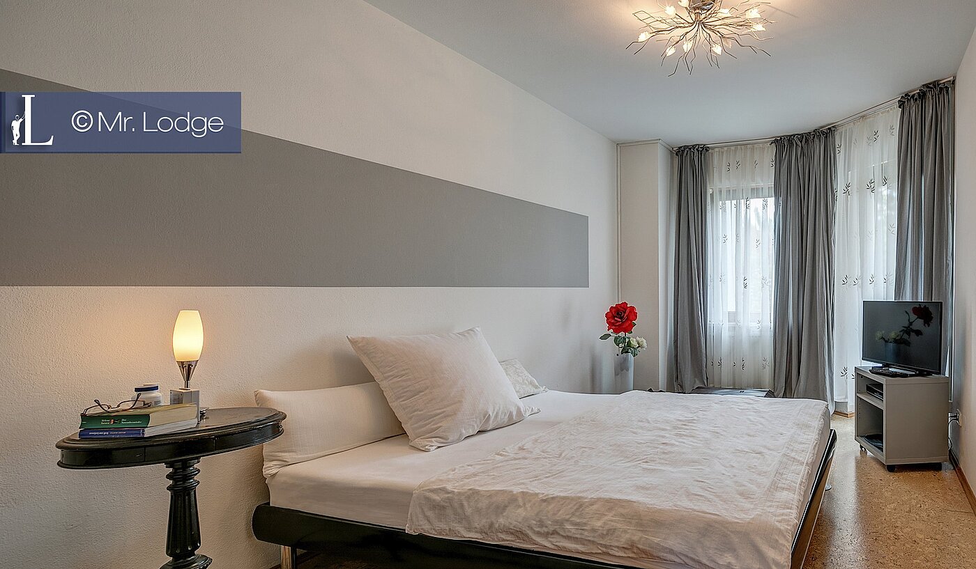 Yarı müstakil ev ile 7 Odalar | Gröbenzell | 1709ML6 | Schlafzimmer I