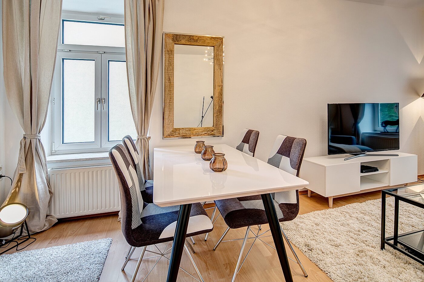 Plat cu 4 Camere | München-Maxvorstadt | 2011ML2 | Einladender Essbereich