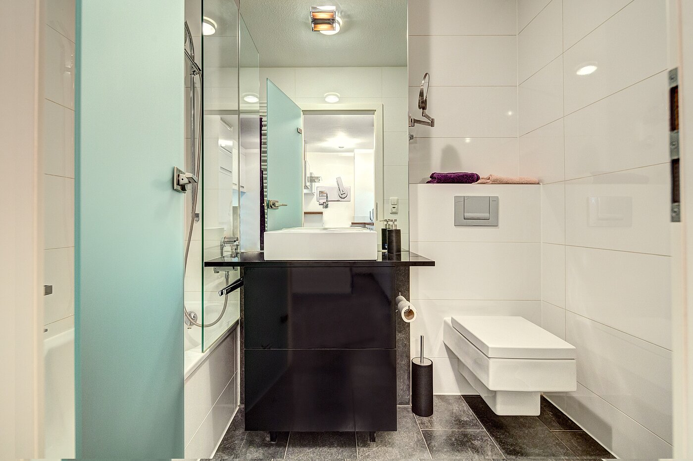 Flad med 1 Værelse | München-Schwabing | 2207ML10 | Bad mit Badewanne