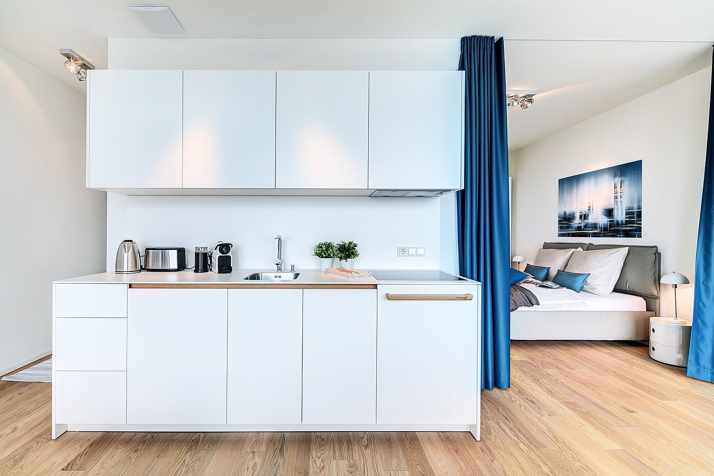 Apartment s spletno stranjo . 1.5 Sobe | München-Neuhausen | 703131 | ...Einbauküche