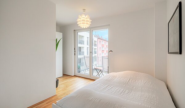 Lapos a  címen 3 Szobák | München-Moosach | 70164 | Eckschlafzimmer...