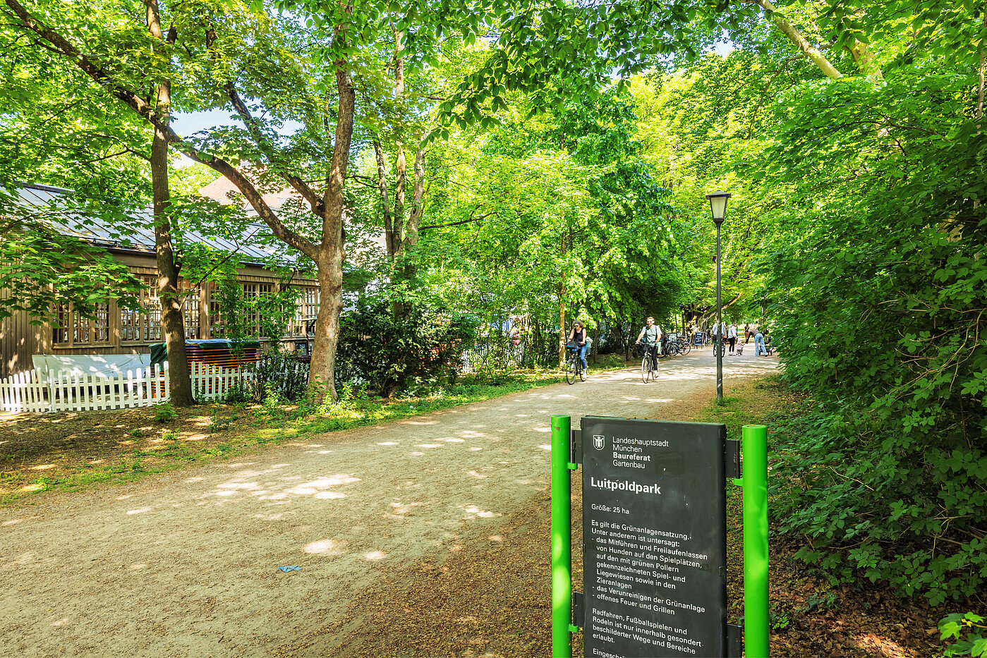 Ploché s 2 Pokoje | München-Schwabing | 70445 | ...und Luitpoldpark