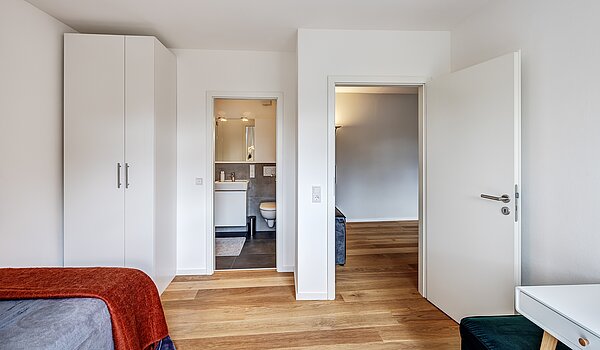 Ploché s 3.5 Izby | München-Au | 704231 | Arbeiten/Schlafen