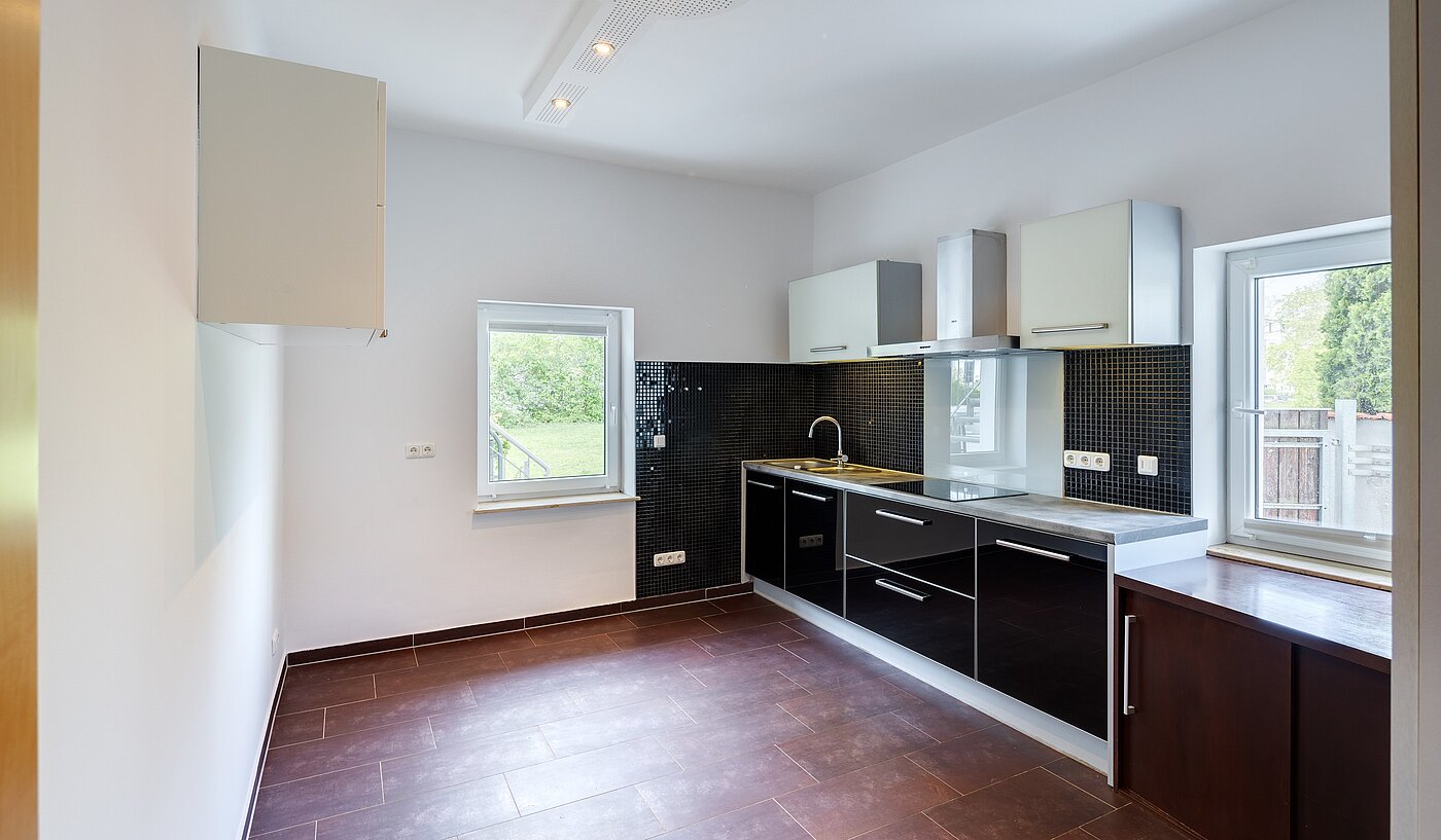 Dvojdomek s 6.5 Pokoje | Unterschleißheim | 70122 | Moderne Küche...