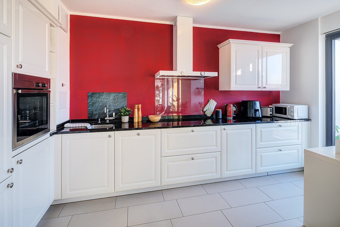 Podkrovný byt s 3 Izby | München-Riem | 701701 | ...offener Küche mit...