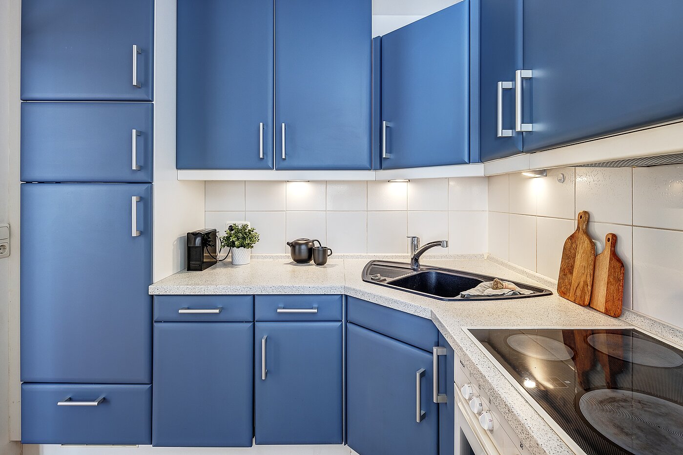 Lapos a  címen 3 Szobák | München-Schwabing | 2202ML12 | ...mit viel Platz