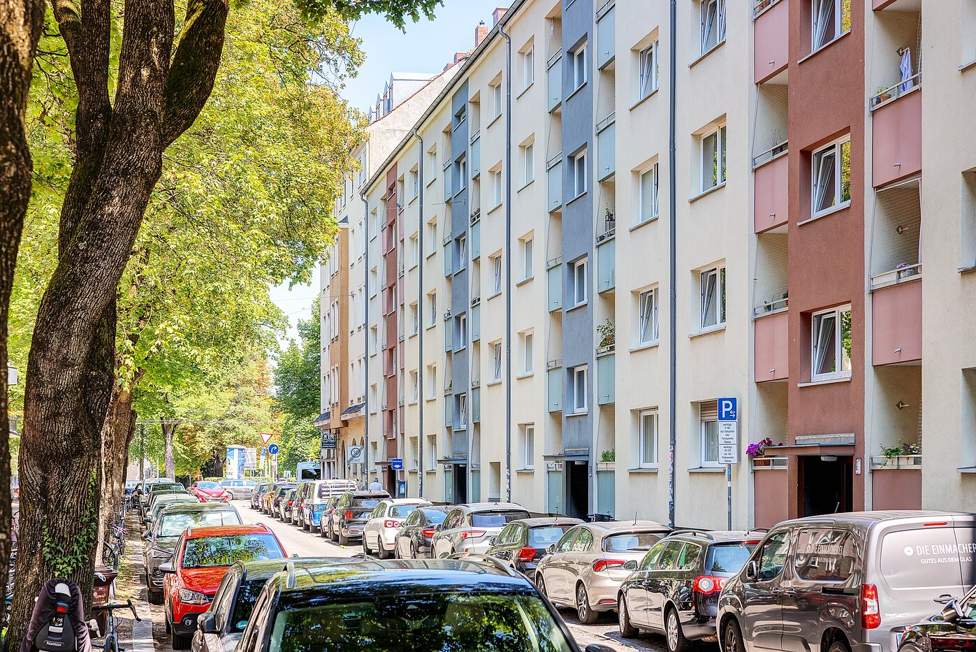 Lapos a  címen 1.5 Szobák | München-Neuhausen | 70473 | Ruhige Anliegerstraße