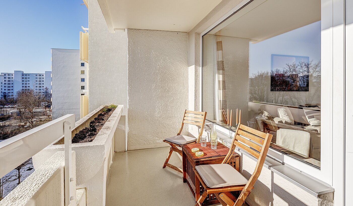 Düz ile 3.5 Odalar | Haar | 2201ML5 | ...mit Südwest-Loggia und...