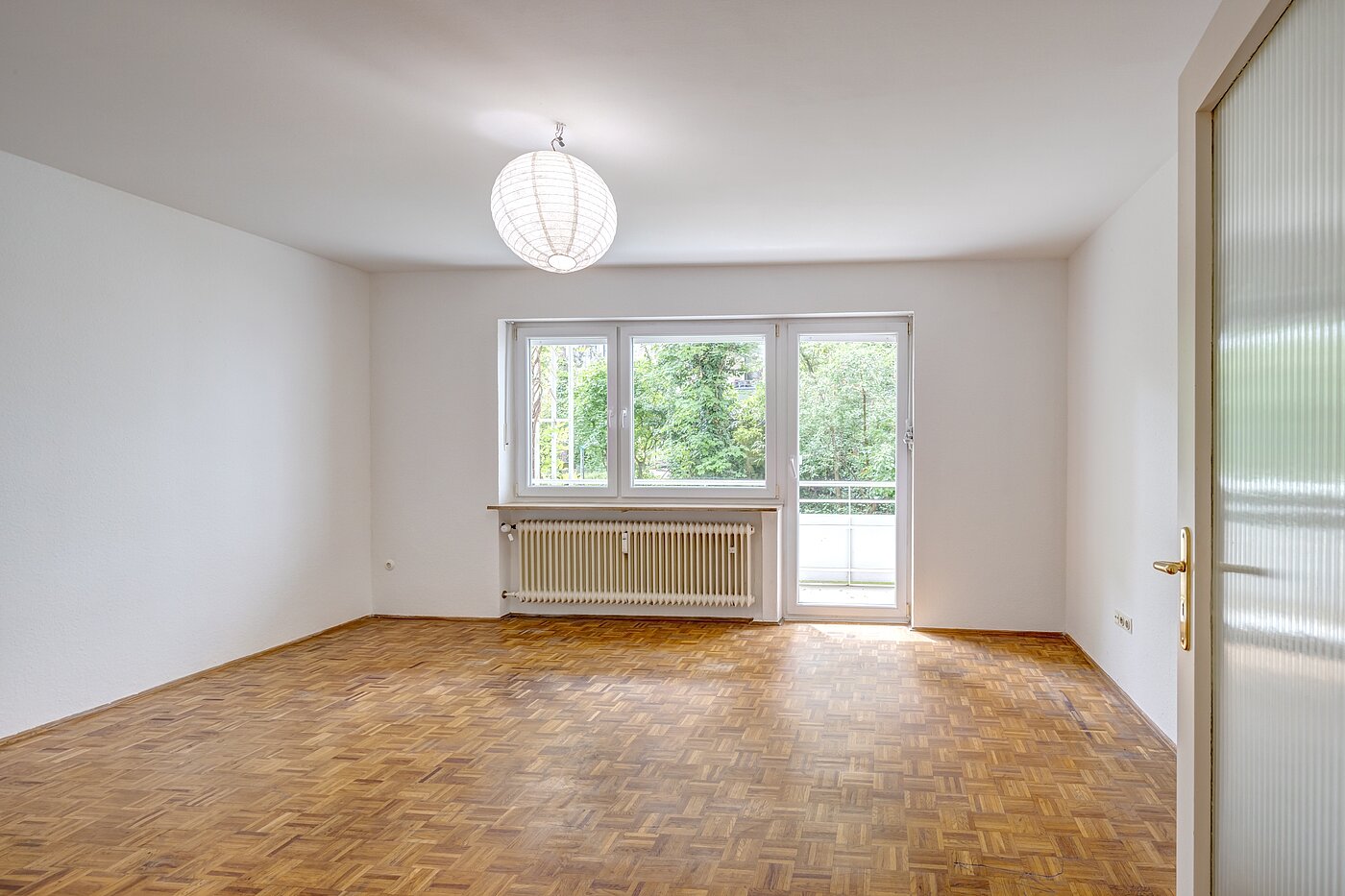 Mezzanin-gulv med 2.5 Værelser | München-Schwabing | 70441 | Helles Wohnzimmer