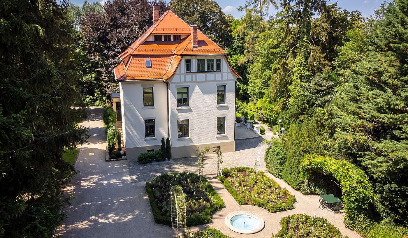 Villa з 9 Кімнати | Reutlingen | 70231 | Blick in den Park