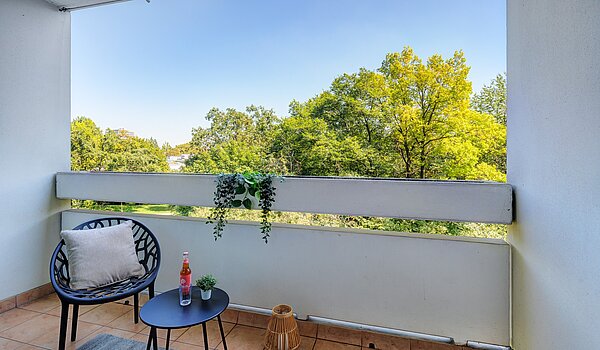 Lapos a  címen 3 Szobák | München-Bogenhausen | 70261 | ...und Balkon