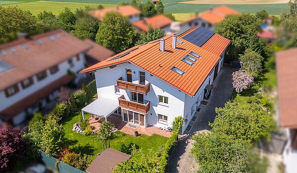 Különleges tulajdonság a  címen 8 Szobák | 70406 | Luftaufnahme