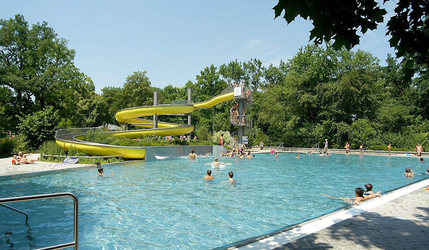 Ploché s 2 Izby | München-Schwabing | 2004ML1 | Ungererbad