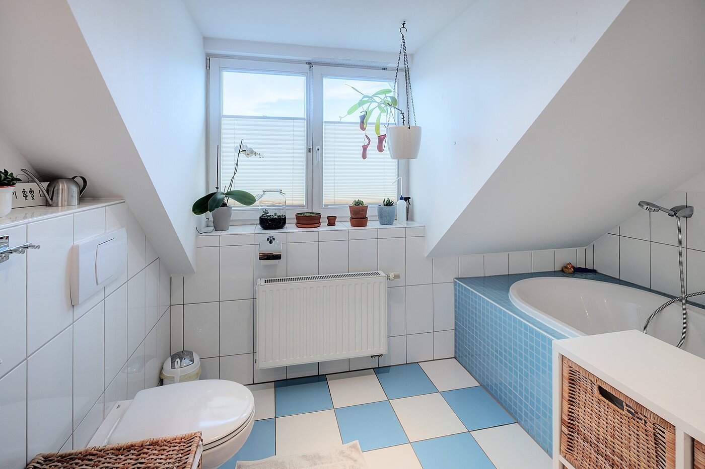 Düz ile 5 Odalar | München-Neuhausen | 70140 | Tageslichtbad mit...
